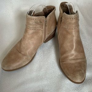 Women’s Woven Booties